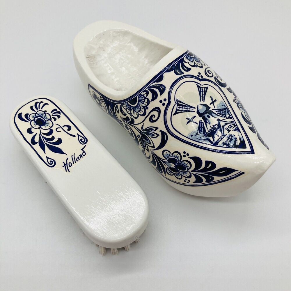 Delft Dutch Wooden Shoe With Brush Hand Carved & Painted Blue White Holland VTG